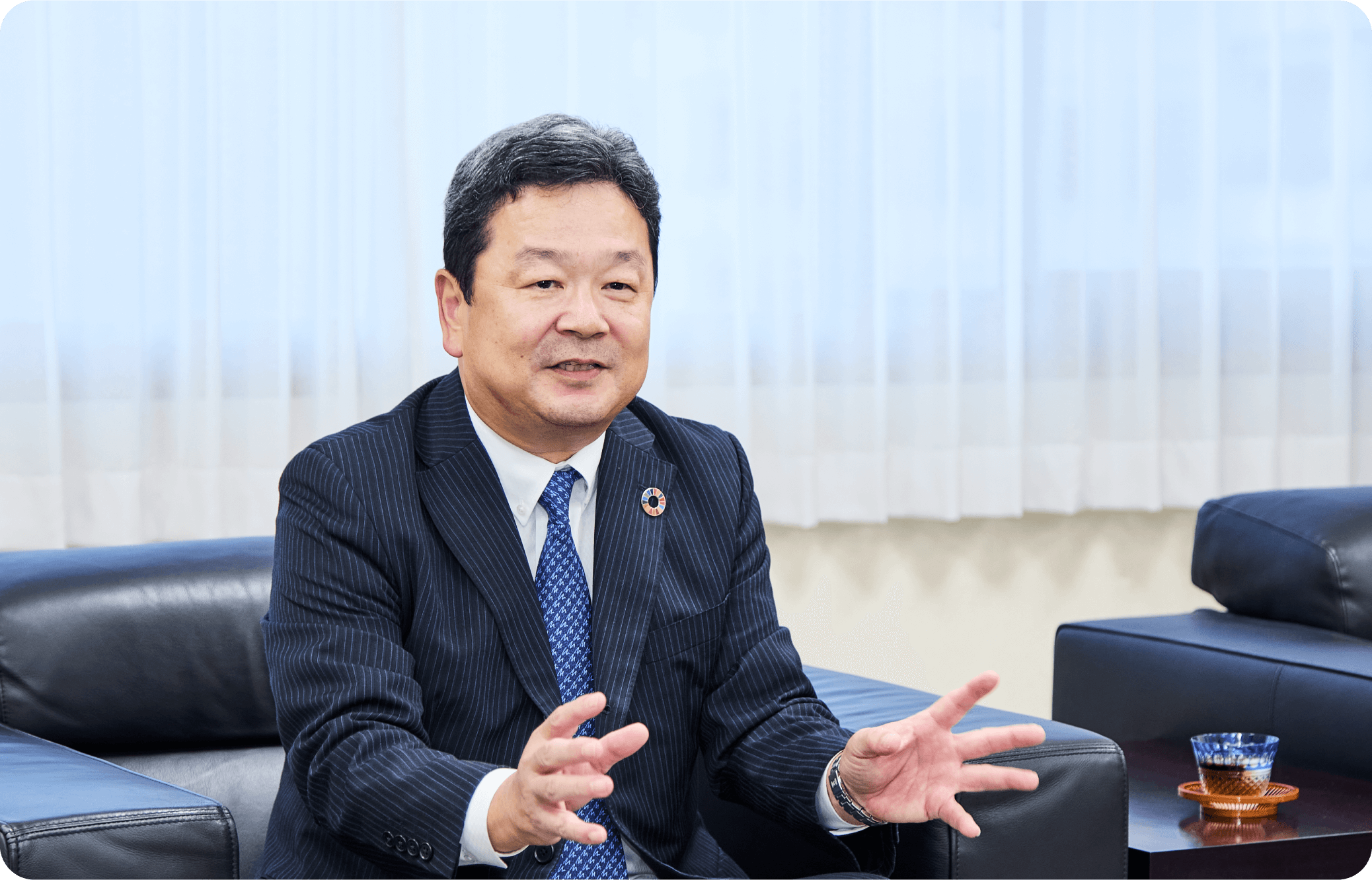 代表取締役社長 浅野 進