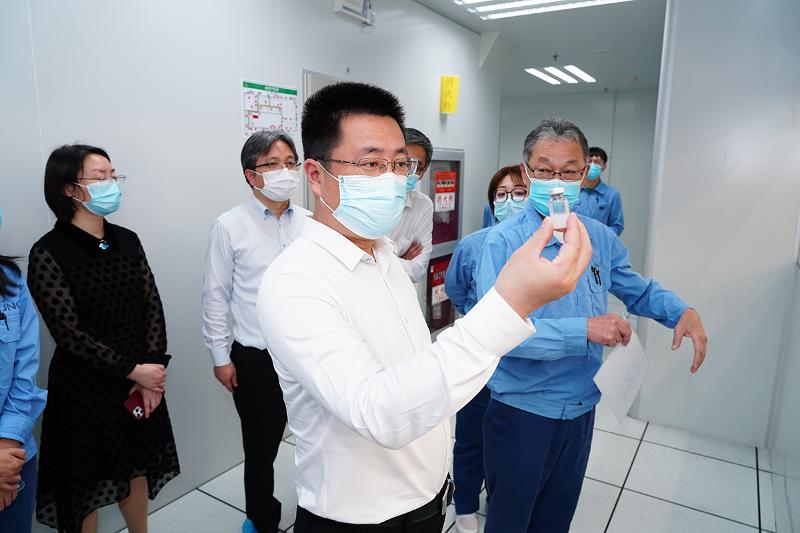大胆改革创新 实现争先进位 毛伟调研高新区综合保税区发展