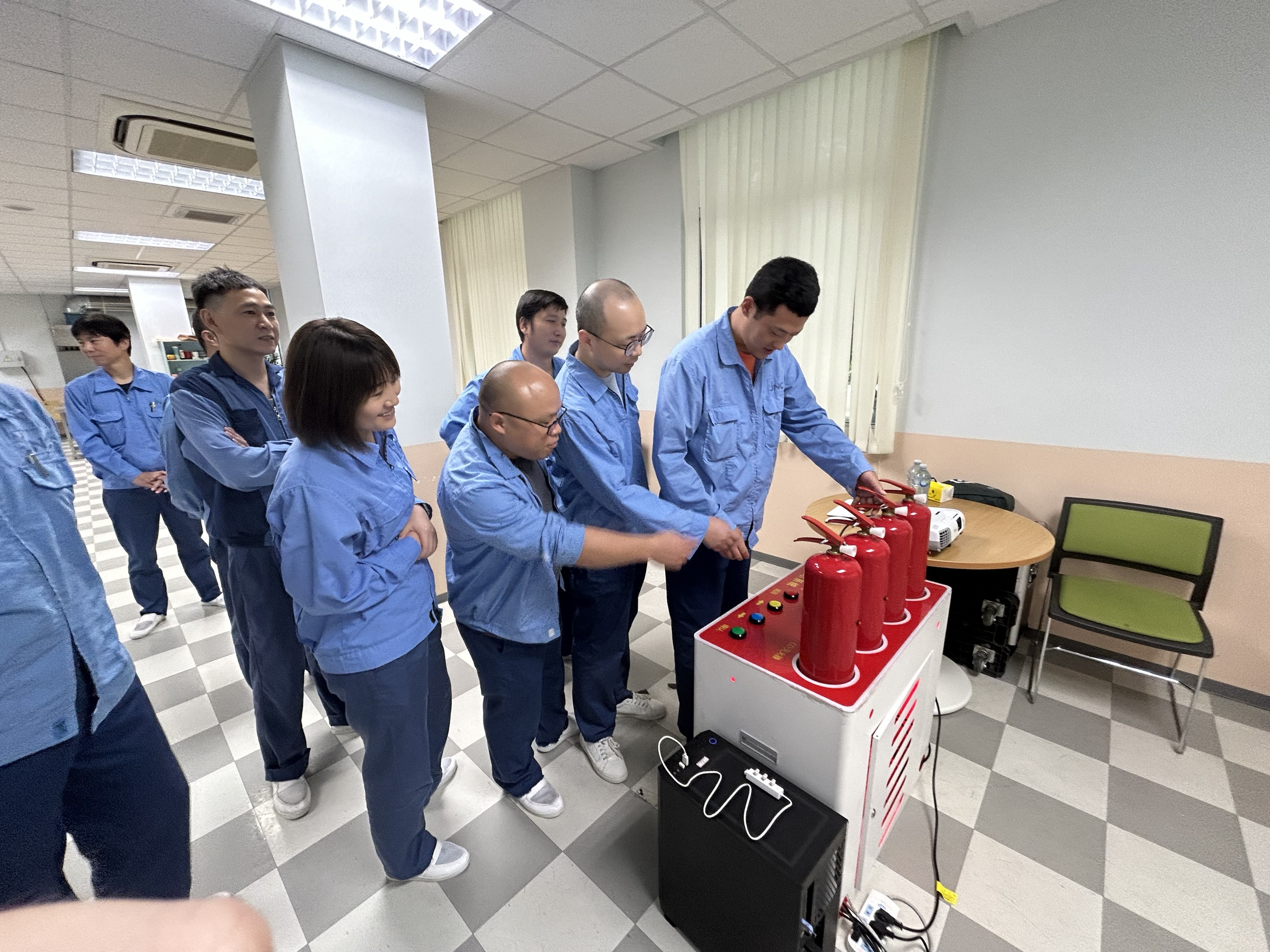 2023年消防演习及危机体感活动圆满结束
